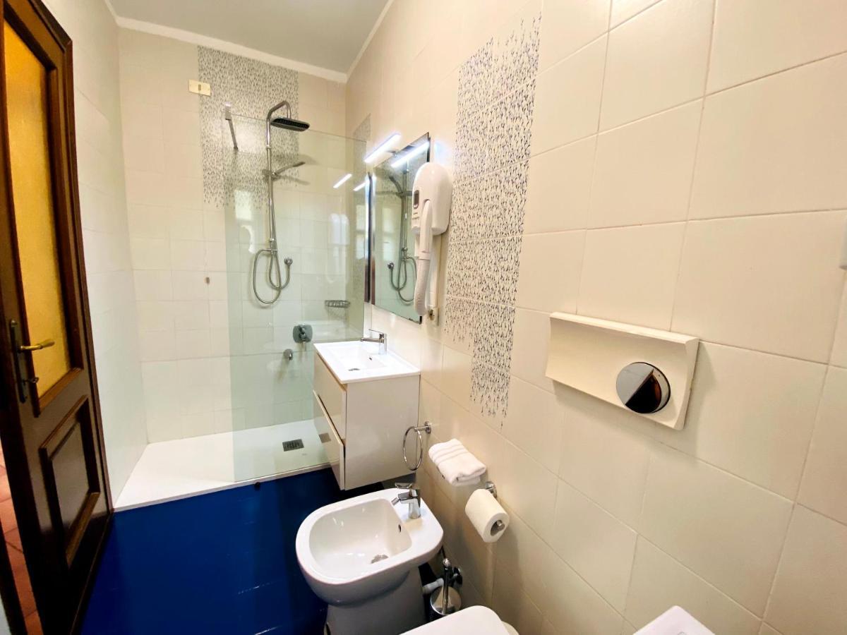 Il Borgo Aparthotel Finale Ligure Exterior photo